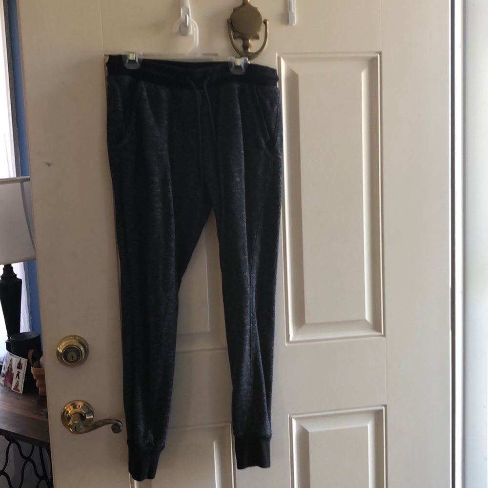 Women’s joggers